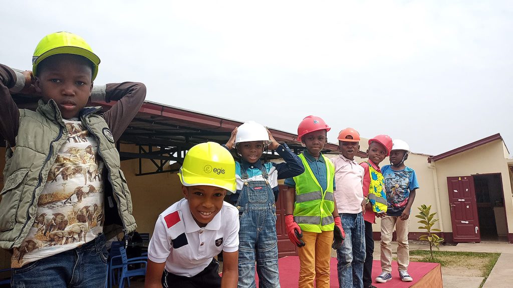 Altair colabora con un colegio de Camerún gracias a sus campeonatos solidarios de Navidad